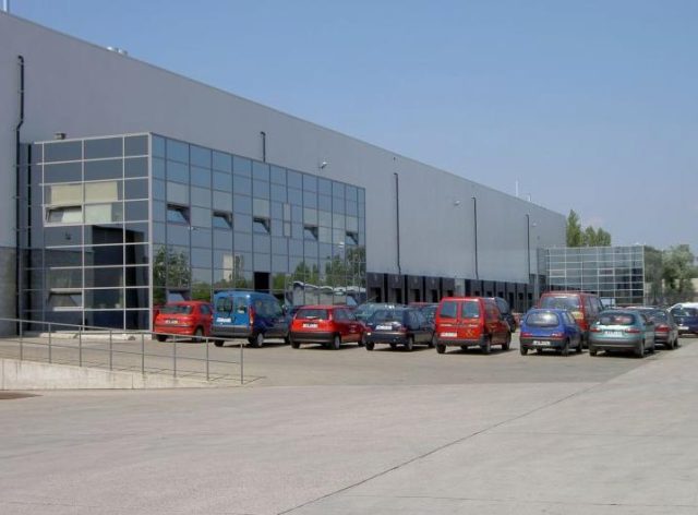 Bokserska Office & Distribution Center