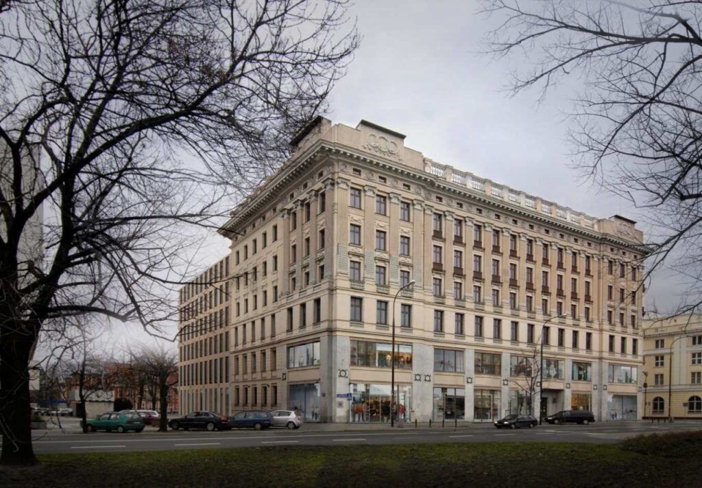 Atrakcyjne biura w Śródmieściu przy Placu Małachowskiego, Warszawa, na wynajem