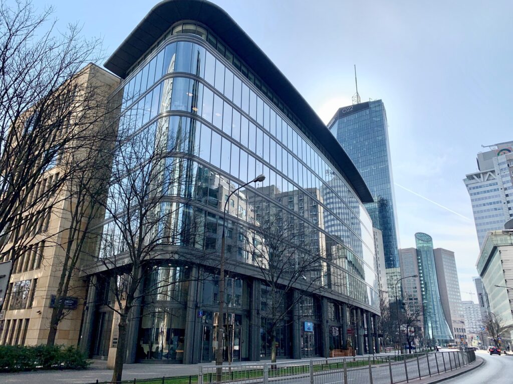 Biurowiec Grzybowska Park, biura niedaleko stacji metra ONZ, Warszawa, Warszawa, na wynajem