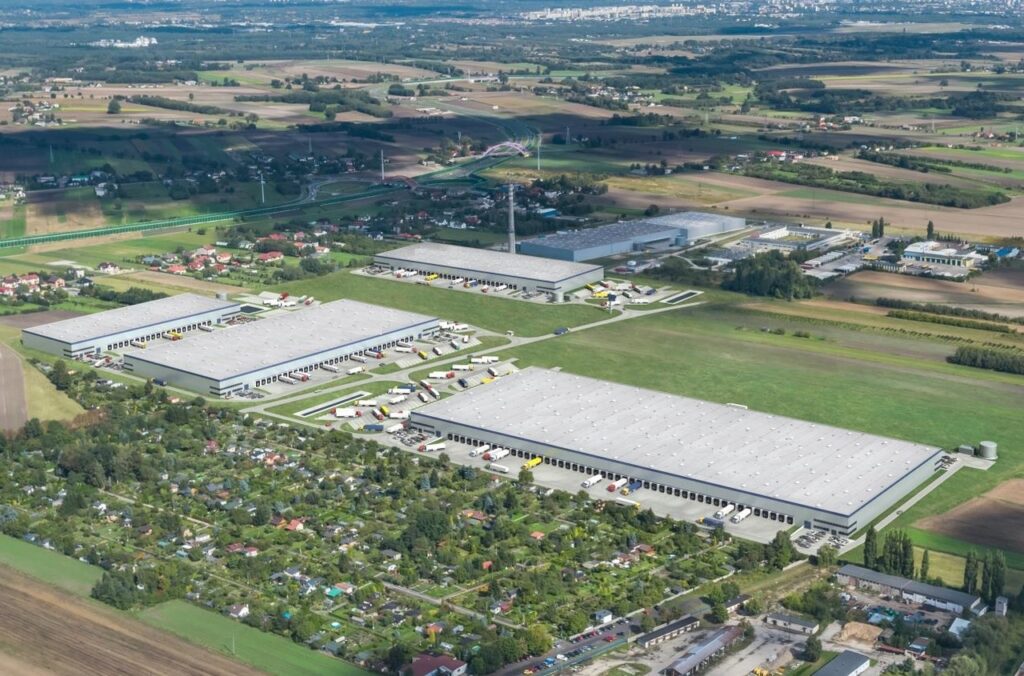 Centrum logistyczne w Pabianicach blisko Łodzi, Pabianice, na wynajem