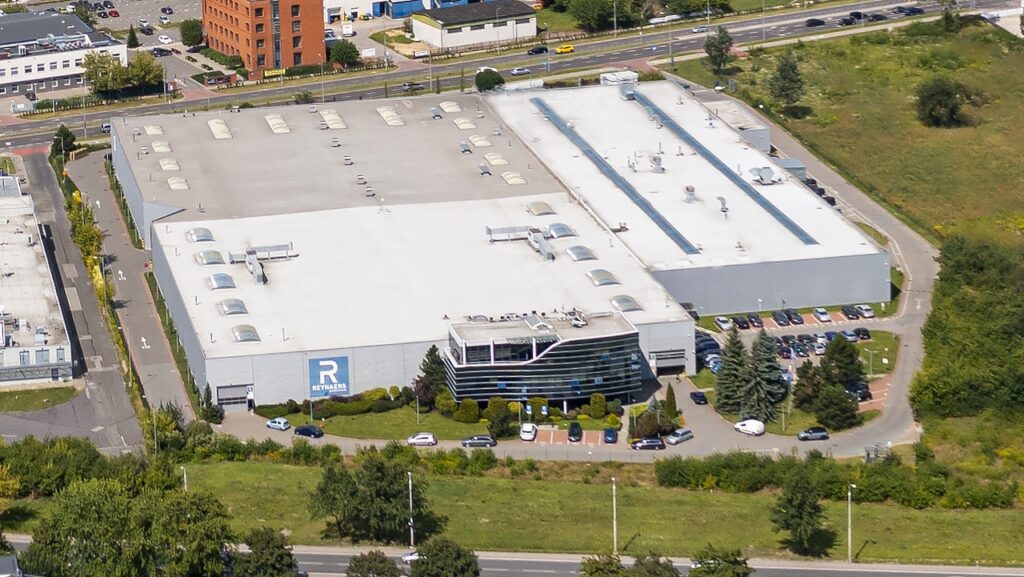 Hala z biurem na sprzedaż - centrum magazynowo-produkcyjne z biurem w Piasecznie koło Warszawy, Piaseczno, na sprzedaż