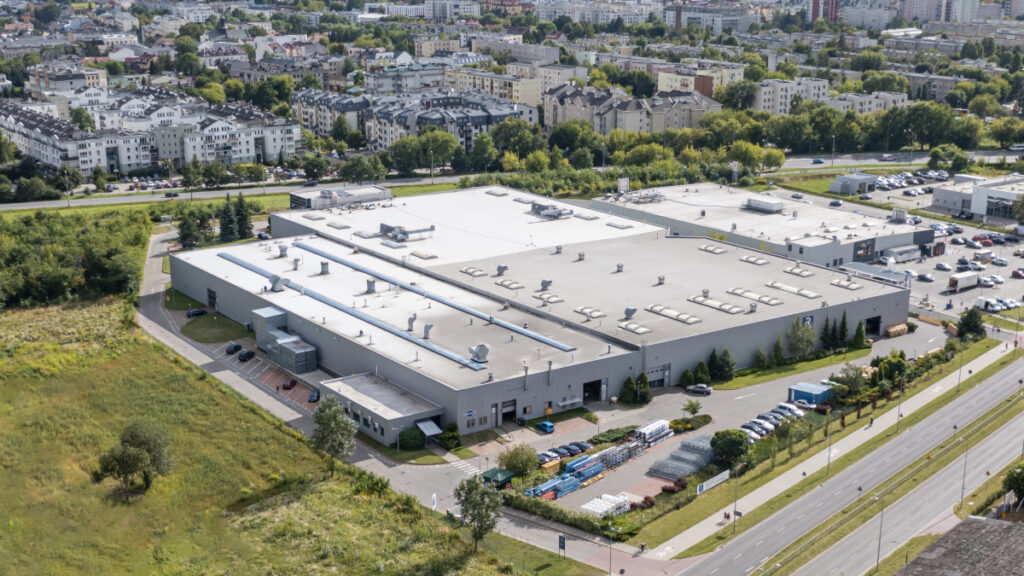 Hala z biurem na sprzedaż - centrum magazynowo-produkcyjne z biurem w Piasecznie koło Warszawy, Piaseczno, na sprzedaż