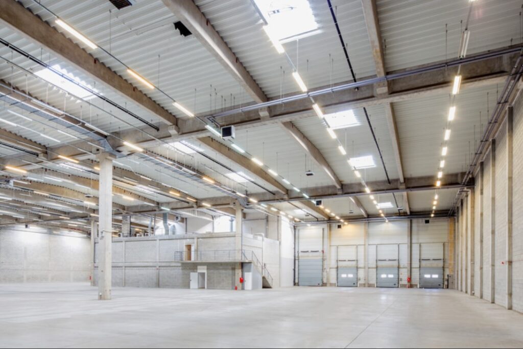 Logicor Warszawa (poprzednia nazwa Łopuszańska Business Park) magazyn do wynajęcia przy Łopuszańskiej, Warszawa Miasto, na wynajem