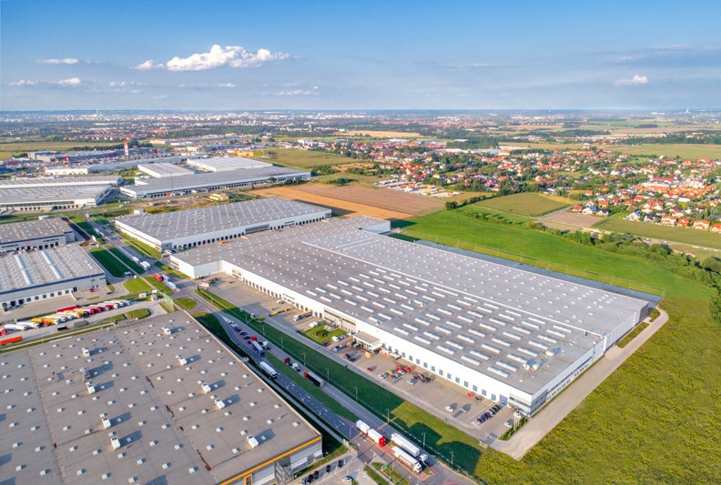 Magazyn do wynajęcia we Wrocławiu 9 600 mkw., Bielany Wrocławskie, na wynajem