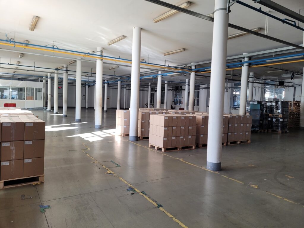 Na wynajem kompleks budynków produkcyjno-magazynowo-biurowych 5500 mkw., Bielsko-Biała, Bielsko-Biała, na wynajem