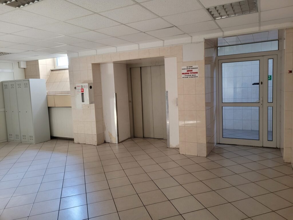 Na wynajem kompleks budynków produkcyjno-magazynowo-biurowych 5500 mkw., Bielsko-Biała, Bielsko-Biała, na wynajem