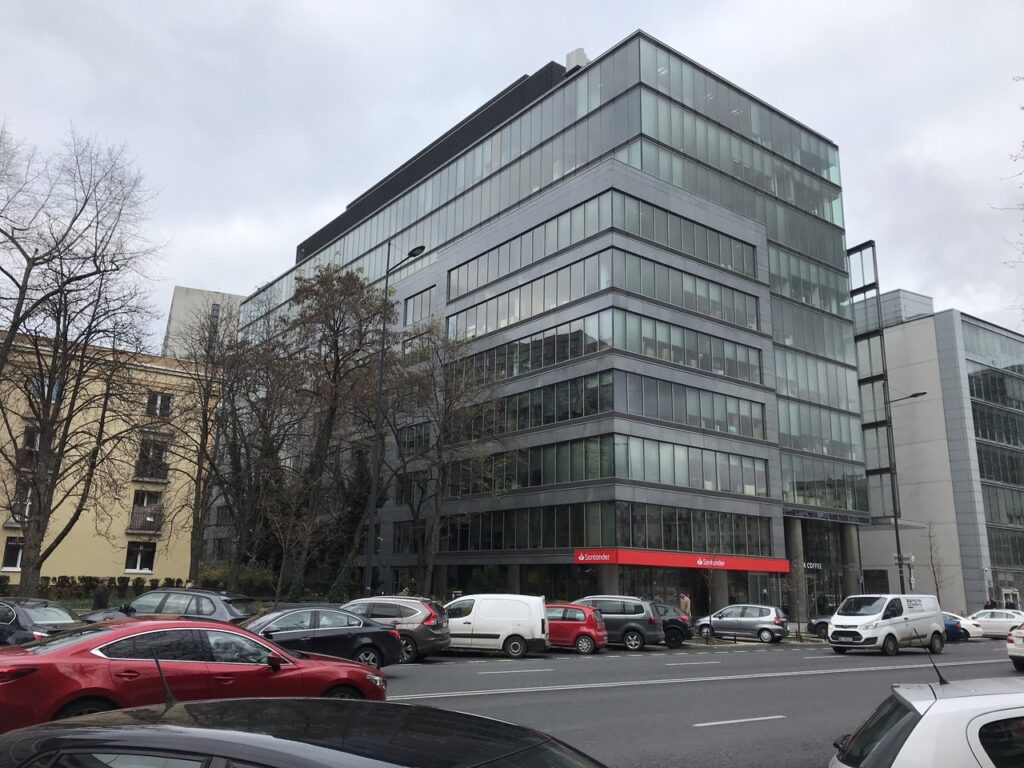 Saski Crescent – nowoczesne powierzchnie biurowe w przy ul. Marszałkowskiej i Królewskiej, Warszawa, na wynajem