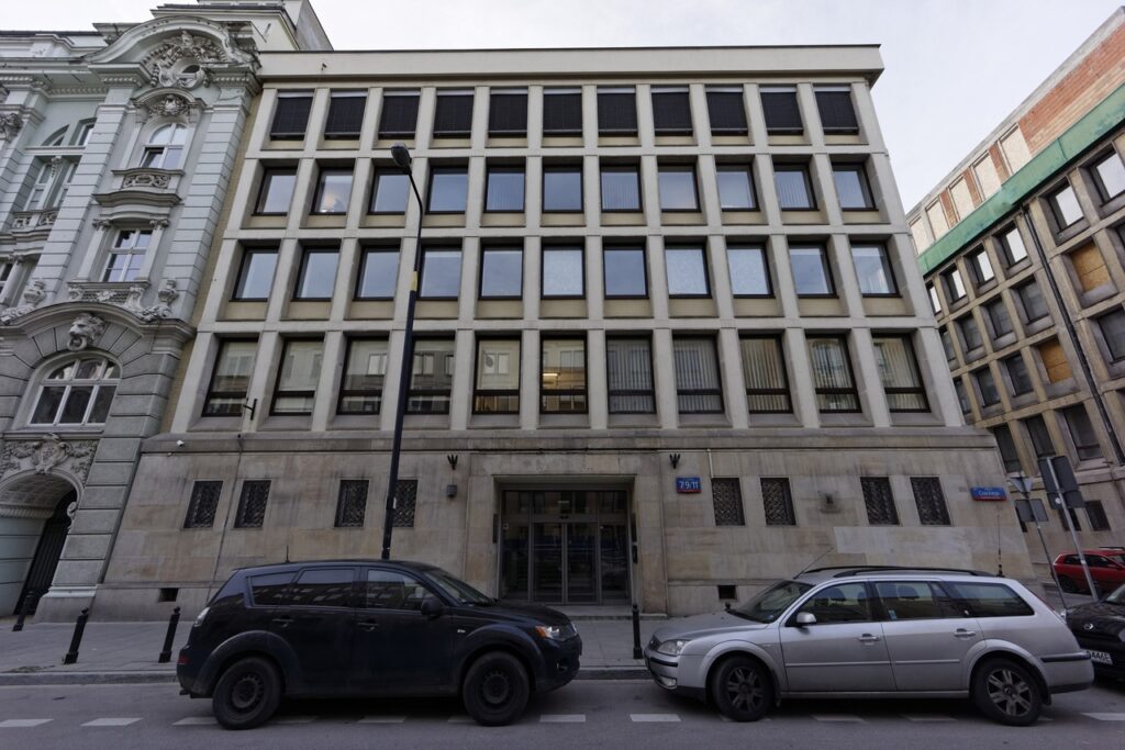 Biura do wynajęcia w kamienicy przy Nowym Świecie w Warszawie, Warszawa, na wynajem