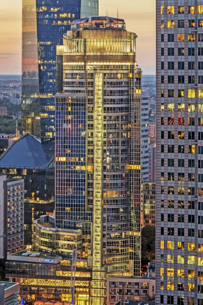 Spektrum Tower – biuro do wynajęcia w Warszawie w centrum przy metrze, Warszawa, na wynajem